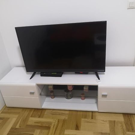Apartamento Jednosoban Stan Zoja Podgorica Exterior foto