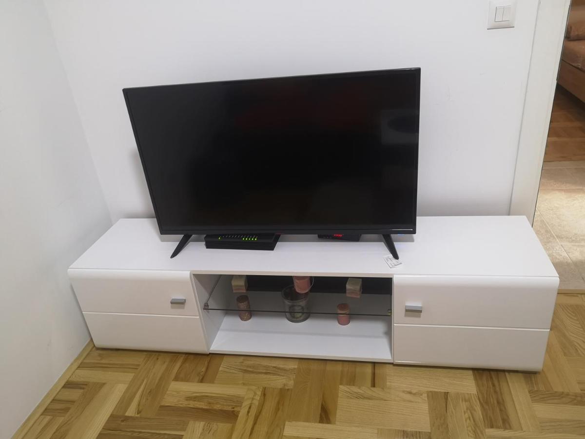 Apartamento Jednosoban Stan Zoja Podgorica Exterior foto